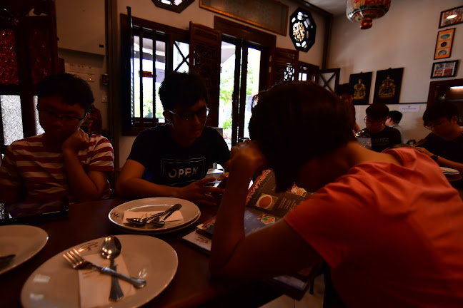 Nancy's Kitchen (Non-Halal) - Gastronomi dan perhotelan