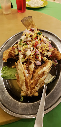 Comentarii opinii despre Muhibbah Seafood Restaurant