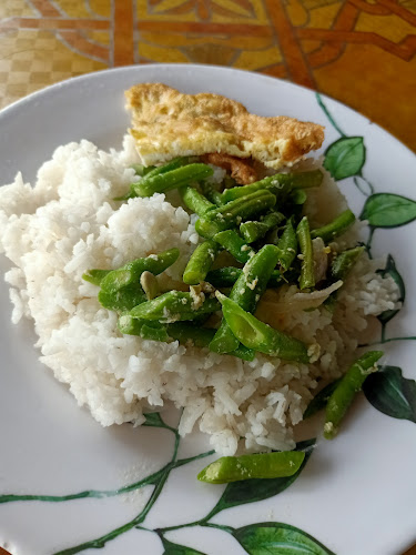 Amin Asam Pedas Bawah Pokok - Gastronomi dan perhotelan