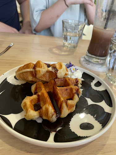 Taman Hati Studio & Cafe - Gastronomi dan perhotelan