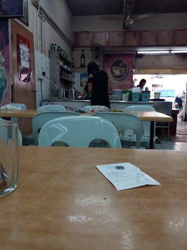 Tabuan Food Court - Gastronomi dan perhotelan