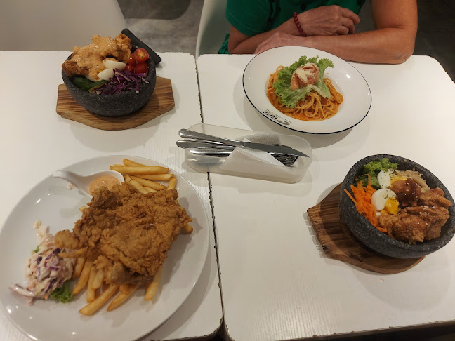 Opinii despre Snowy Bears Restaurant în Seri Manjung - Gastronomi dan perhotelan