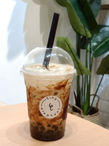 Tiny Elephant - Soft Serve & Coffee - Gastronomi dan perhotelan