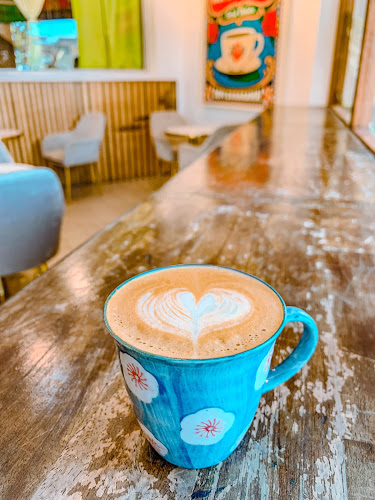 Opinii despre Cape Red Cafe în Teluk Intan - Gastronomi dan perhotelan