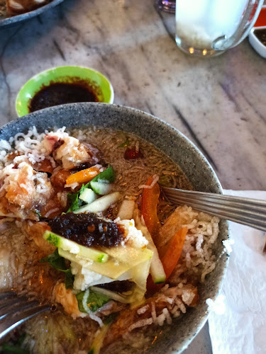 Comentarii opinii despre Cafe Nasi Ayam Fuziah Bazar Bulat 1980