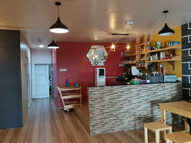 Nature's Touch Cafe - Gastronomi dan perhotelan