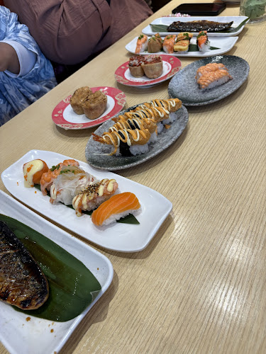 Sushi YA - Gastronomi dan perhotelan