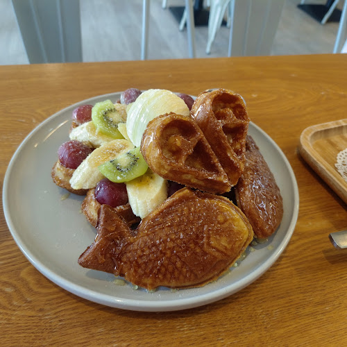 Opinii despre Kafe SE7EN în Sibu - Gastronomi dan perhotelan