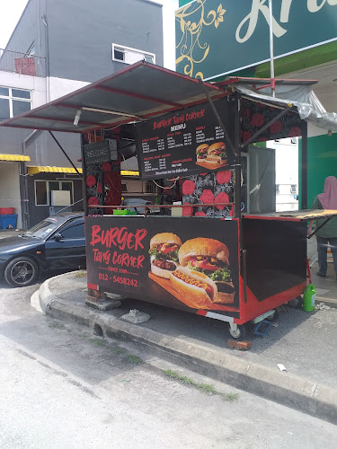 Burger Tang Corner