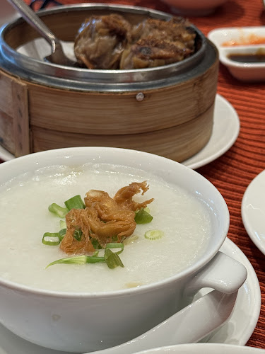 Comentarii opinii despre Chynna