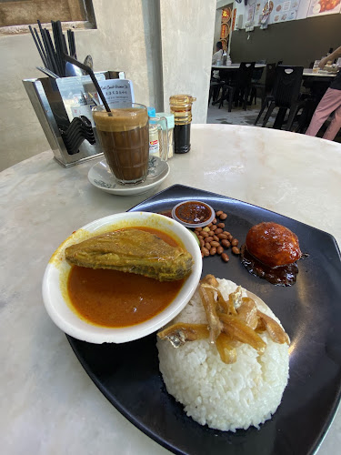 East Coast Hainan Cafe - Gastronomi dan perhotelan