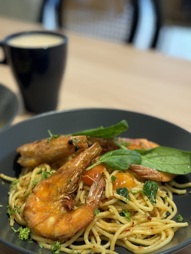 Comentarii opinii despre Emilyns & Cafe