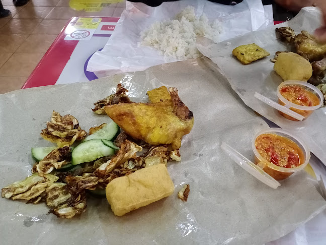 Comentarii opinii despre Ayam Gepuk Pak Gembus