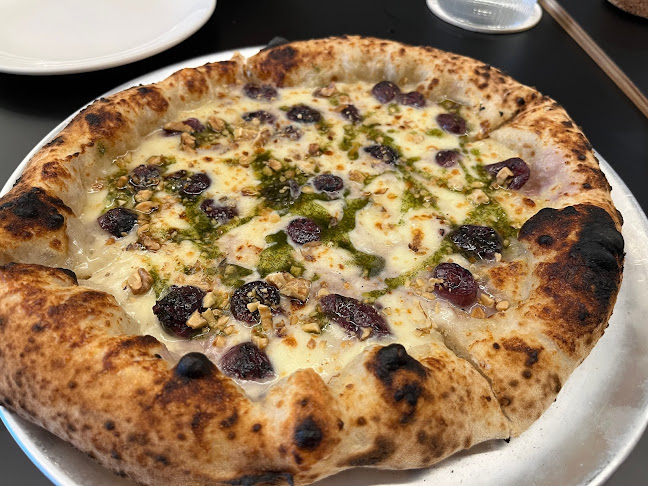 Alta Pizza - Gastronomi dan perhotelan