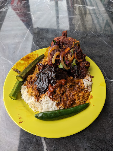 Opinii despre Nasi Kandar Saddam în Shah Alam - Gastronomi dan perhotelan