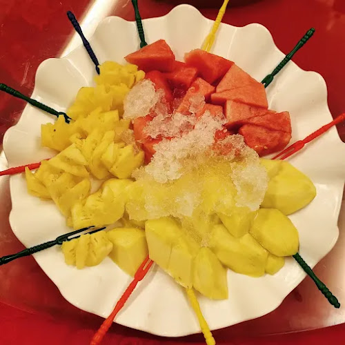 Rainbow Seafood Restaurant - Gastronomi dan perhotelan