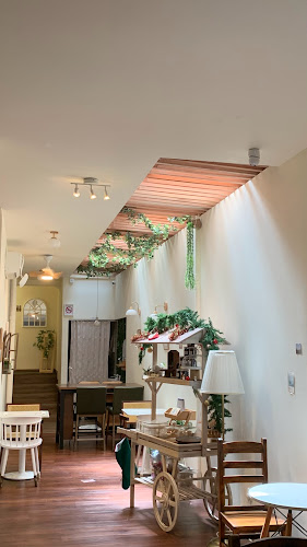 Comentarii opinii despre Apa cafe