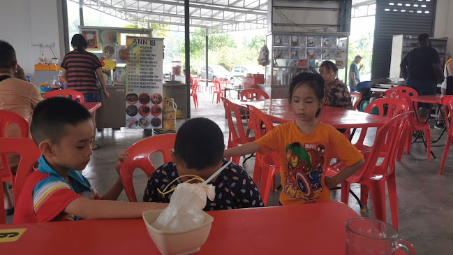 Friend Kopitiam 朋友茶餐室 - Gastronomi dan perhotelan