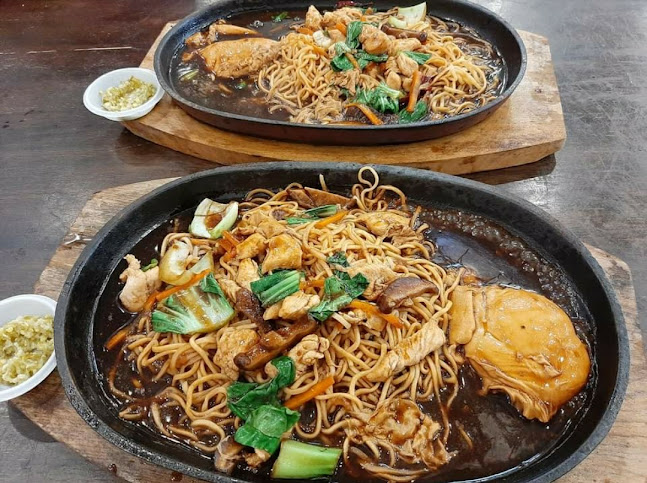 PastaMania: Fusion Pasta - Gastronomi dan perhotelan