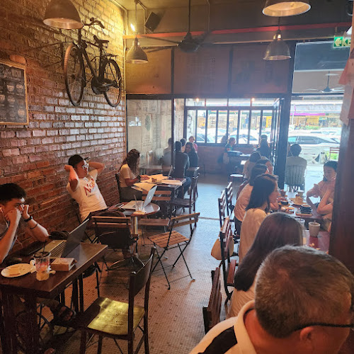 Ground Floor, 25, Jalan SS 2/64, SS 2, 47300 Petaling Jaya, Selangor