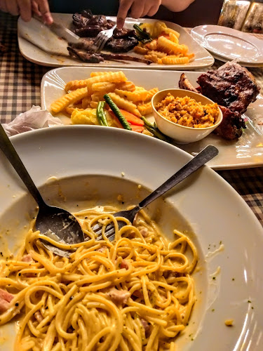Opinii despre Porkie's By Flavours în Kuching - Gastronomi dan perhotelan
