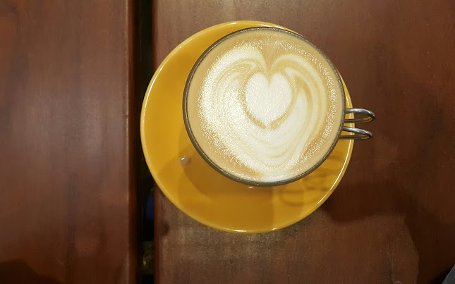 Comentarii opinii despre Teduhan Senja Cafe Sdn.Bhd