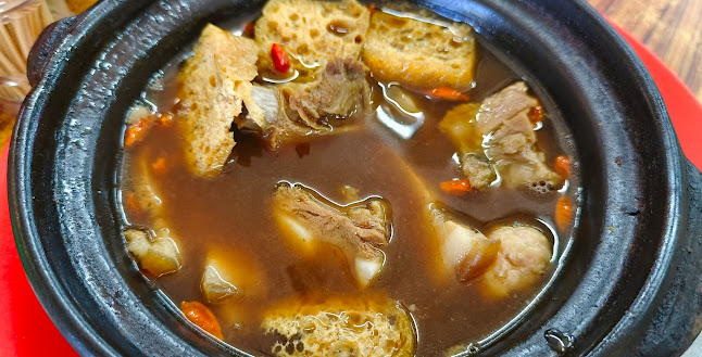 Comentarii opinii despre Kedai Kopi New Wah Hong Restaurant