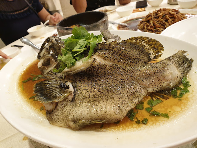 Comentarii opinii despre Grand Harbour Restaurant & Banquet (Da Men Mall)