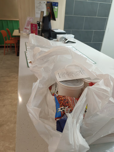 Opinii despre Nomms Pressure Fried Chicken în Subang Jaya - Gastronomi dan perhotelan