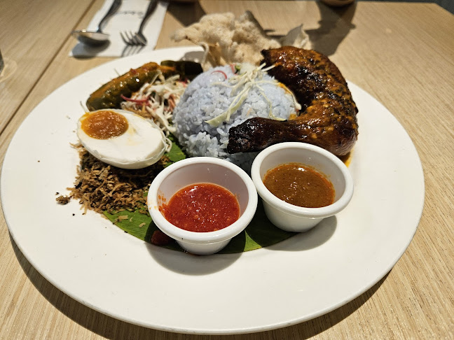 Serai @ NU Empire - Gastronomi dan perhotelan