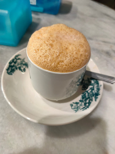 Chang Cheng Cafe - Gastronomi dan perhotelan