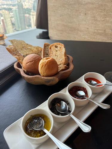 Level 56, Menara 3 Petronas, Persiaran KLCC, Kuala Lumpur City Centre, 50088 Kuala Lumpur, Wilayah Persekutuan Kuala Lumpur