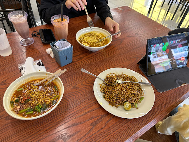 Opinii despre Kafe Bizmillah în Sibu - Gastronomi dan perhotelan