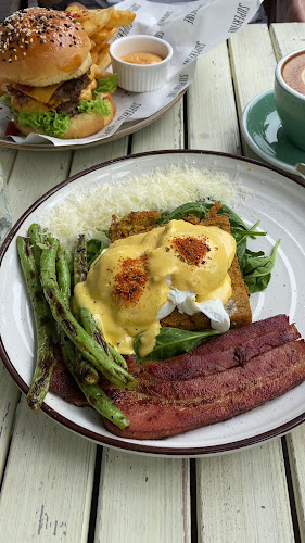 5a, Jalan 17/1, Seksyen 17, 46400 Petaling Jaya, Selangor