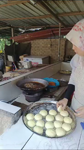 Opinii despre Roti Binjai Legend (Kayu Keramat Gergasi) în Kuala Berang - Gastronomi dan perhotelan