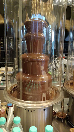 Ipoh Parade, Jalan Sultan Idris Shah, 30350 Ipoh, Perak