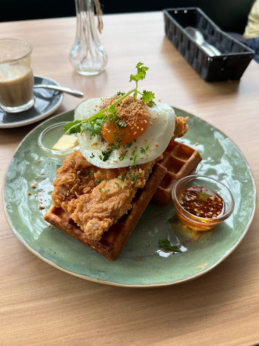 Mrs. Whó - Gastronomi dan perhotelan