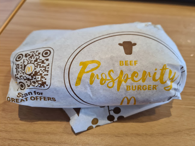 Opinii despre McDonald's Kampar DT în Kampar - Gastronomi dan perhotelan