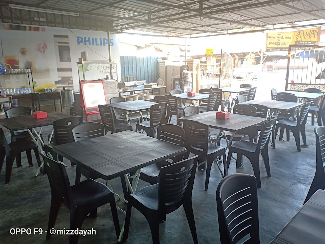 Opinii despre Kafe 13 Nasi ayam hainan în Seberang Jaya - Gastronomi dan perhotelan