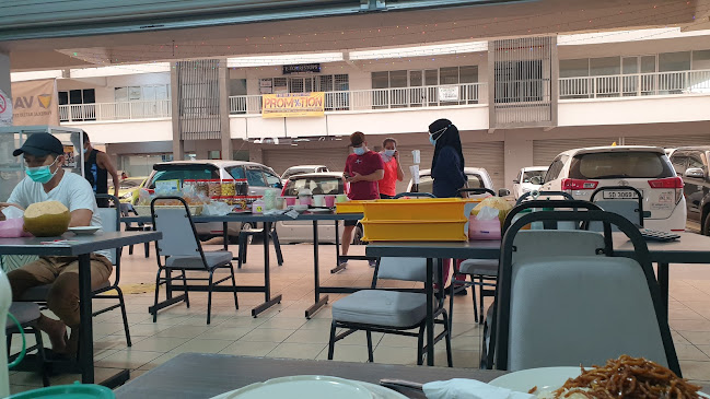 Opinii despre FAMOUS BAZAAR în Kota Kinabalu - Gastronomi dan perhotelan