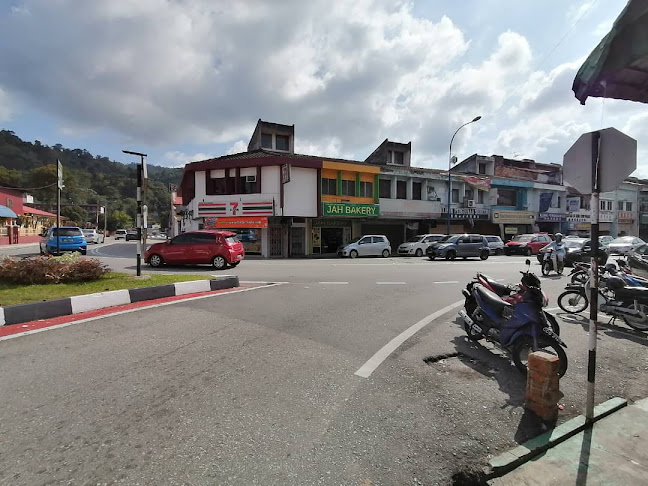 Jah Bakery - Gastronomi dan perhotelan