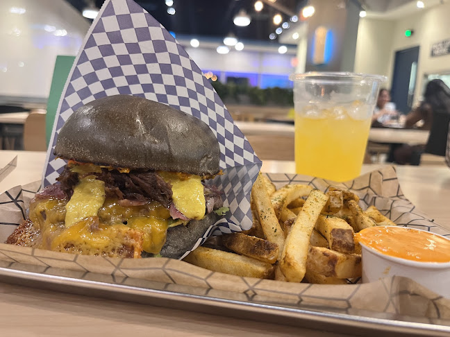 Opinii despre myBurgerLab în Kuala Lumpur - Gastronomi dan perhotelan