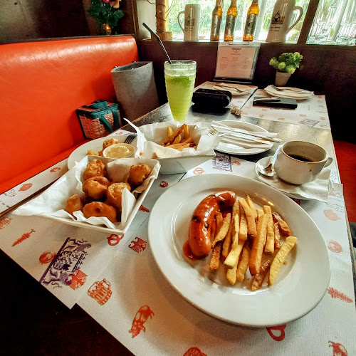 Opinii despre WunderBar German Restaurant and Bar @ The curve în Petaling Jaya - Gastronomi dan perhotelan