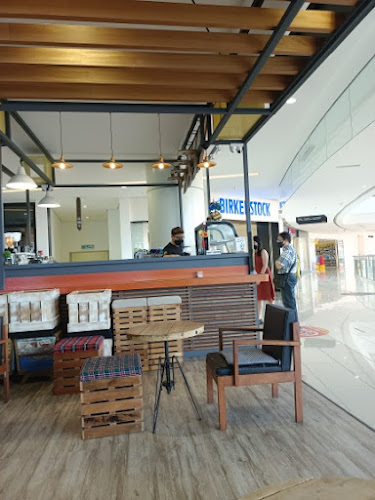 Comentarii opinii despre Little Time Coffee