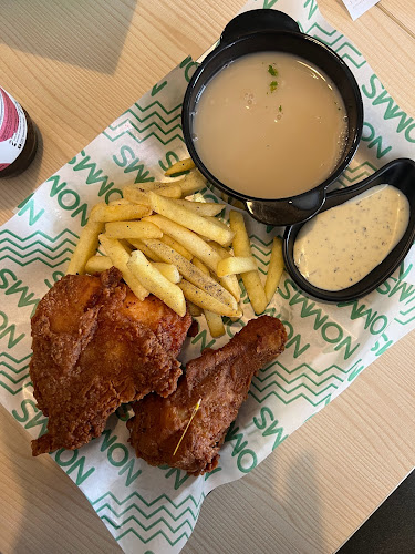 Comentarii opinii despre Nomms Pressure Fried Chicken