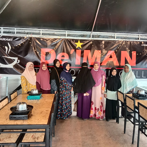 De'IMAN Steamboat & Grill Restaurant - Gastronomi dan perhotelan