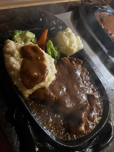 Restoran Victoria Station - Gastronomi dan perhotelan