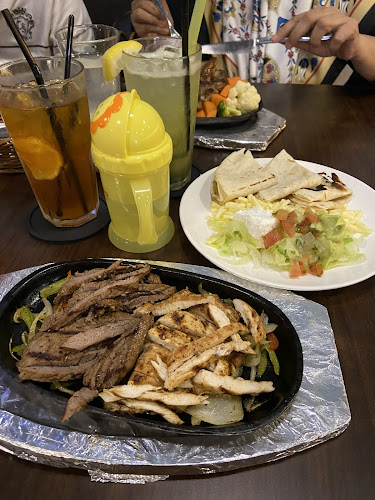 Comentarii opinii despre Wadihana Islamic Steakhouse