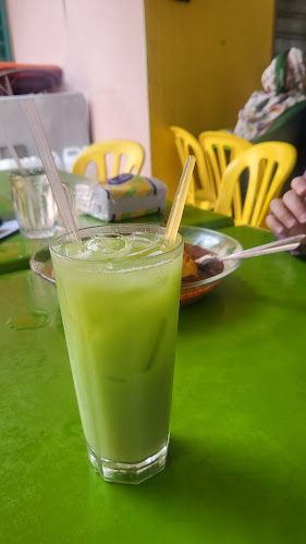 Opinii despre Ayam Penyet Mak Maya (warung mak ipah) în Kuala Lumpur - Gastronomi dan perhotelan