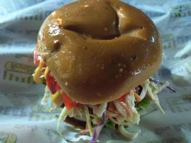 Burger Botak Bro - Gastronomi dan perhotelan